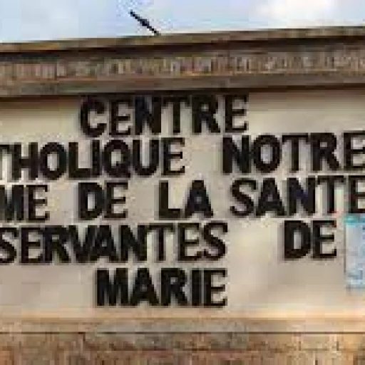 Logo Centre de Santé Catholique Notre Dame de la Santé de Batsingla